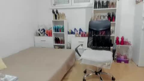 naughtysabine1 online show from 10, 5, 2026