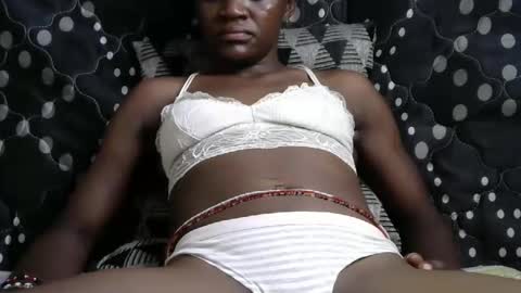 naughtysandra12 online show from 4, 12, 2025