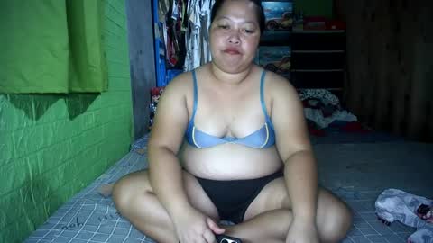 Snapshot of naughtyvina4u chatting on 19, 7, 2026 VI NA online show from 19, 7, 2026