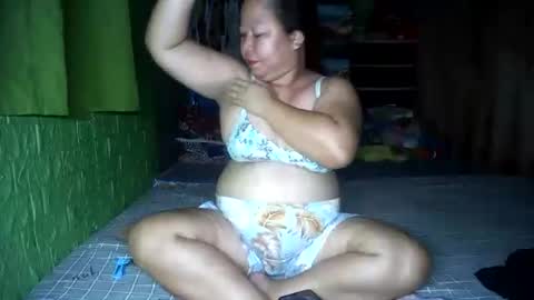 Snapshot of naughtyvina4u chatting on 20, 7, 2026 VI NA online show from 20, 7, 2026