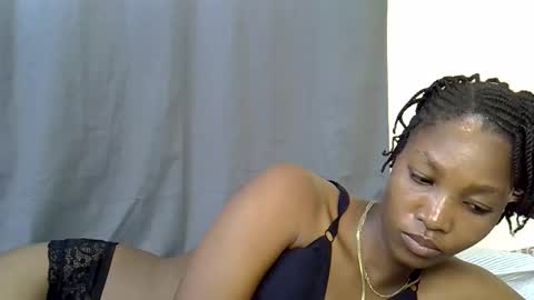 Snapshot of naughtyy4u chatting on 2, 3, 2026 naughtyy4u online show from 2, 3, 2026