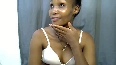 Snapshot of naughtyy4u chatting on 22, 3, 2026 naughtyy4u online show from 22, 3, 2026