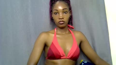 naughtyy4u online show from 27, 4, 2026