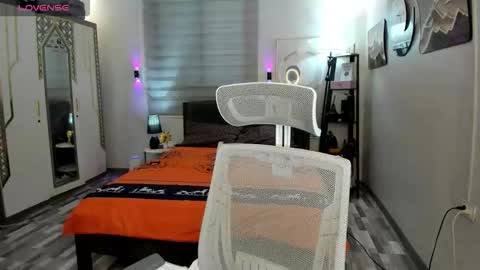 Snapshot of naugtycummer69 chatting on 8, 10, 2025 JAY online show from 8, 10, 2025