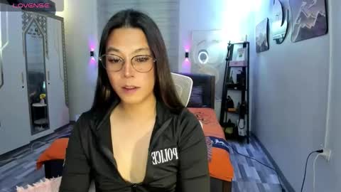 Snapshot of naugtycummer69 chatting on 10, 10, 2025 JAY online show from 10, 10, 2025