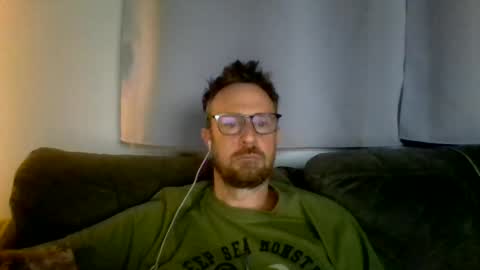 Snapshot of nawtydom1977 chatting on 1, 7, 2026 nawtydom1977 online show from 1, 7, 2026