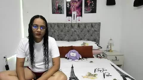 Snapshot of nay_and_aleja chatting on 25, 6, 2026 nay_and_aleja online show from 25, 6, 2026