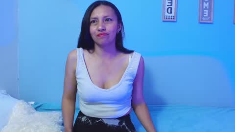 Snapshot of naya_10 chatting on 22, 9, 2025 naya_10 online show from 22, 9, 2025