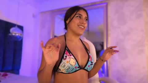 Juli  online show from 5, 3, 2025