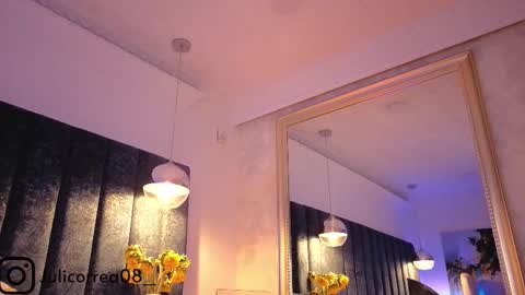 Juli  online show from 2, 11, 2025