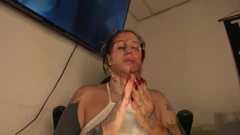 Snapshot of nazzz10 chatting on 23, 5, 2026 nazzz10 online show from 23, 5, 2026