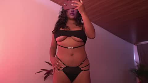 Nefertari online show from 18, 5, 2026
