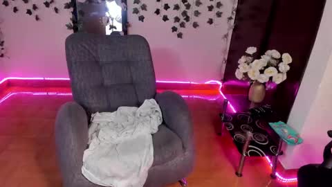 Snapshot of nebulosa_26 chatting on 27, 2, 2025 Nebula online show from 27, 2, 2025