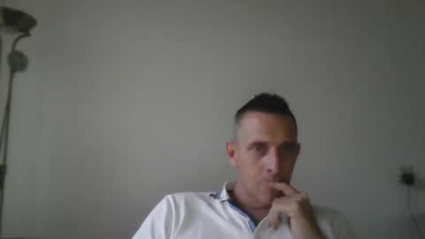 Snapshot of nederland77 chatting on 15, 12, 2024 nederland77 online show from 15, 12, 2024