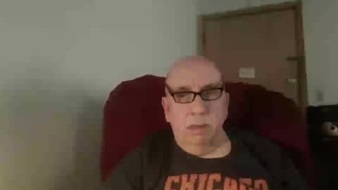 Snapshot of needlesslove chatting on 12, 7, 2026 Tom online show from 12, 7, 2026