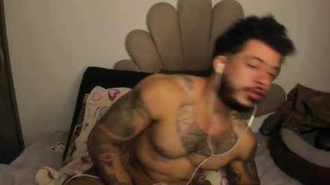 Snapshot of neeii chatting on 13, 1, 2026 Nei turn green online show from 13, 1, 2026