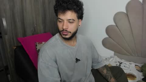 Snapshot of neeii chatting on 16, 2, 2026 Nei turn green online show from 16, 2, 2026