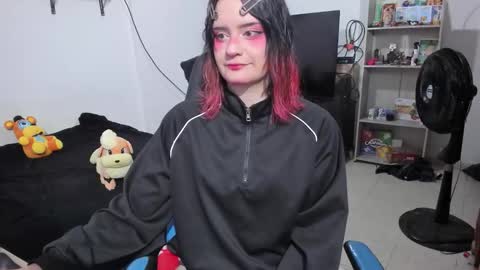 Geek Nicole    im Neeko UwU online show from 25, 2, 2026