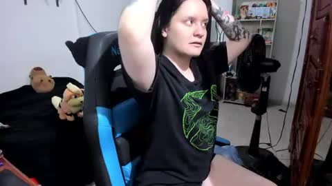 Geek Nicole    im Neeko UwU online show from 11, 6, 2026