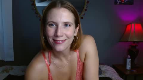 Snapshot of neemcream chatting on 7, 3, 2025 JenniferJen online show from 7, 3, 2025