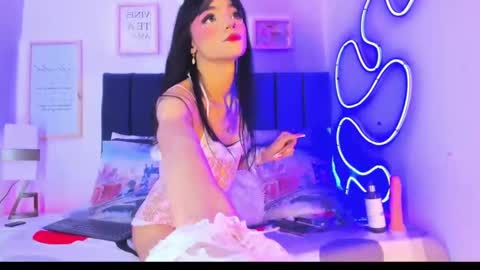 Snapshot of nefera_nox chatting on 5, 11, 2025 nefera_nox online show from 5, 11, 2025