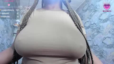 Snapshot of neffertiry_ebonny chatting on 19, 10, 2025 Nefer  online show from 19, 10, 2025