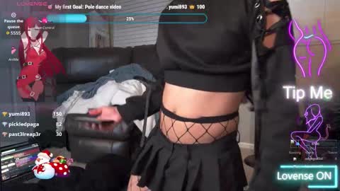 NekoSamaUwU online show from 14, 11, 2025