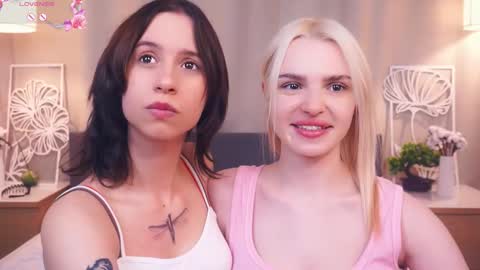 Snapshot of neldabestwick chatting on 5, 3, 2026 Histori online show from 5, 3, 2026