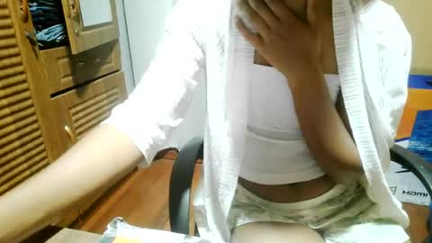 nelia_84 online show from 16, 7, 2026