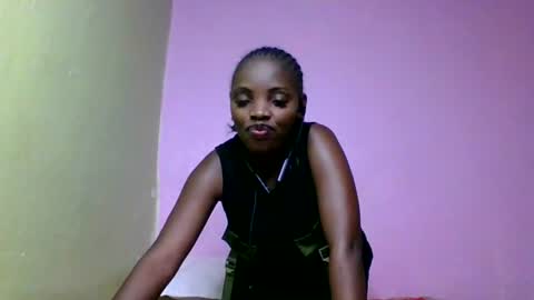 Snapshot of nelly_ebony5 chatting on 26, 6, 2026 nelly_ebony5 online show from 26, 6, 2026