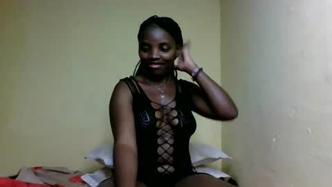 Snapshot of nelly_ebony5 chatting on 24, 7, 2026 nelly_ebony5 online show from 24, 7, 2026
