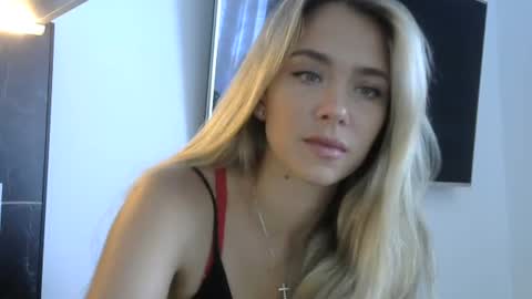 nelly_fortu online show from 12, 7, 2026