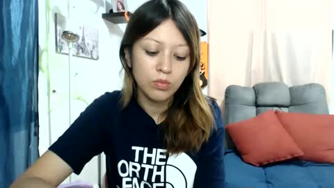 Snapshot of nena_lov chatting on 6, 10, 2025 Star online show from 6, 10, 2025