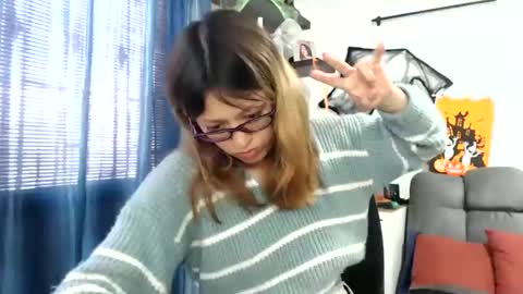 Snapshot of nena_lov chatting on 15, 10, 2025 Star online show from 15, 10, 2025