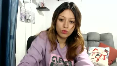 Snapshot of nena_lov chatting on 17, 11, 2025 Star online show from 17, 11, 2025