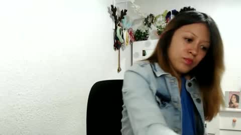 Snapshot of nena_lov chatting on 24, 11, 2025 Star online show from 24, 11, 2025