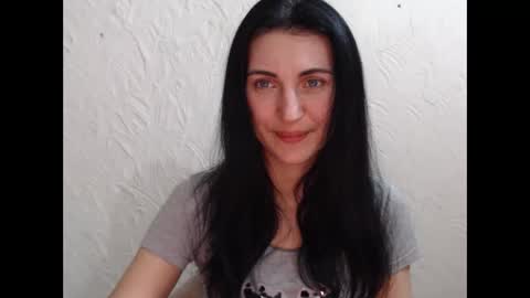 Nensy online show from 17, 1, 2025