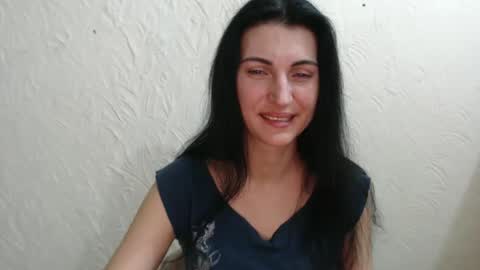 Nensy online show from 14, 2, 2025