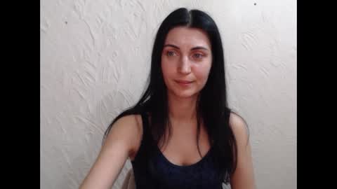Nensy online show from 19, 2, 2025