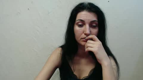 Nensy online show from 3, 3, 2025