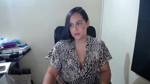 kelly lopez online show from 30, 1, 2025