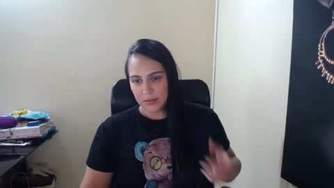 kelly lopez online show from 6, 2, 2025