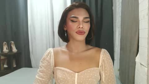 neomi online show from 16, 11, 2025