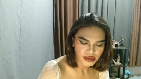 neomi online show from 11, 5, 2026