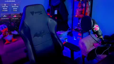Neon online show from 18, 6, 2026