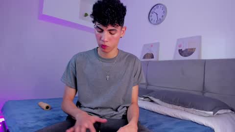Snapshot of neoraptis chatting on 11, 12, 2024 NeoRaptis jhonatan online show from 11, 12, 2024