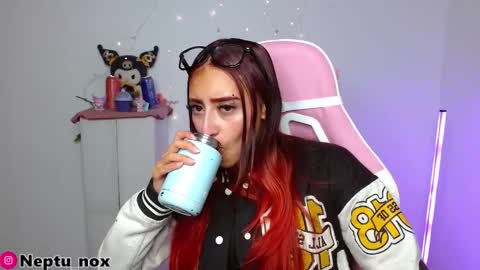 Neptu noxx online show from 18, 9, 2025