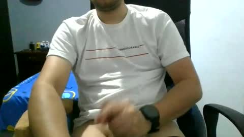 Snapshot of nerdxxx94 chatting on 22, 5, 2026 MrBull online show from 22, 5, 2026