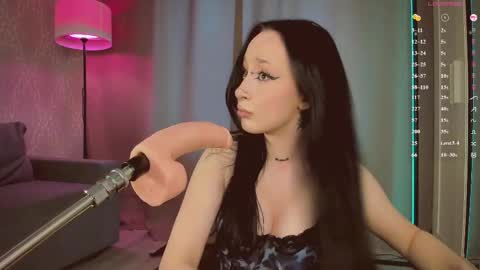 Lina Liza Emily and Grace online show from 1, 5, 2026