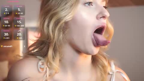 Snapshot of nerissa_xo chatting on 28, 10, 2025 Nerissa online show from 28, 10, 2025